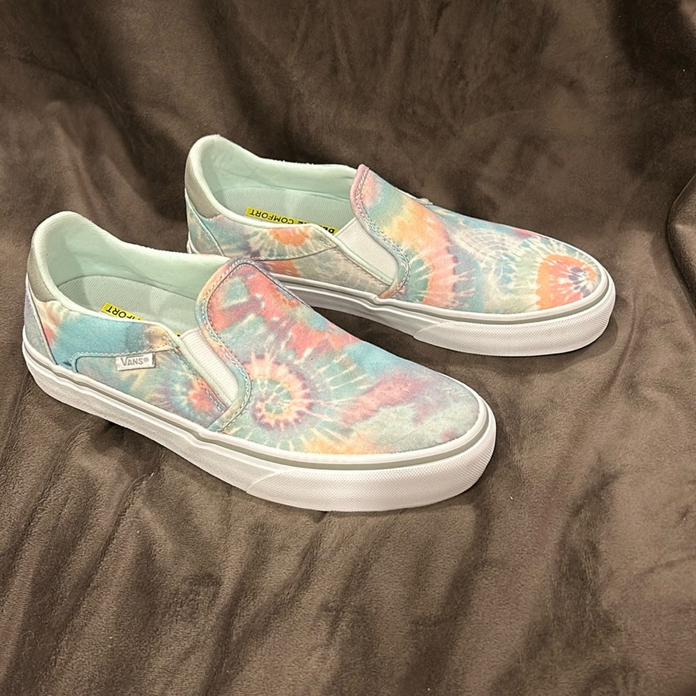 tie dye vans
